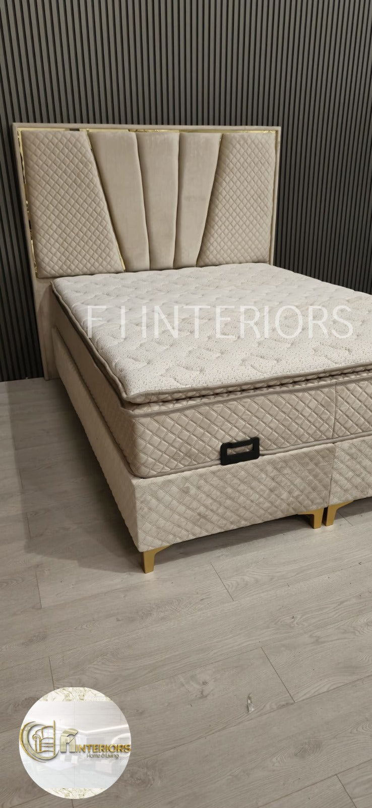 Chelsea Bedframe King-size Champagne Velvet