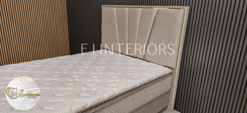 Chelsea Bedframe King-size Champagne Velvet