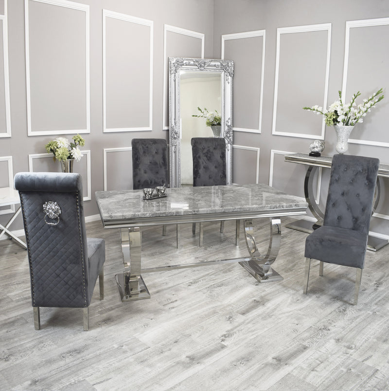 The Arianna Marble Dining Table With Sofia lion Knocker Dining Chair