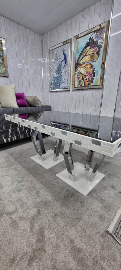 Roma dining table in White and Chrome