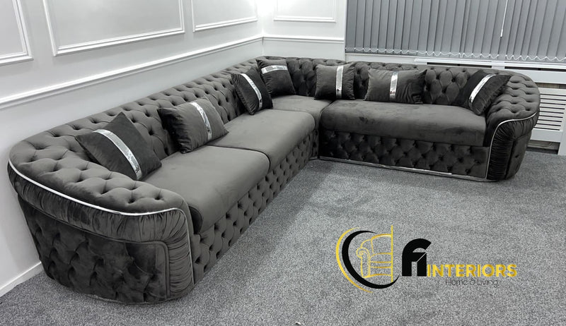 Chrometrimsofa goldtrimsofa velvetsofa dubaisofacollection plushvelvetsofas luxurysofa uniquesofas furniture sofas sofa cornersofa 3+2sofa homedecor design interiordesign livingroom home furnituredesigns love bespoke bespokesofas