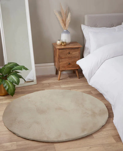 LUXE FAUX FUR RUG PLAIN NATURAL